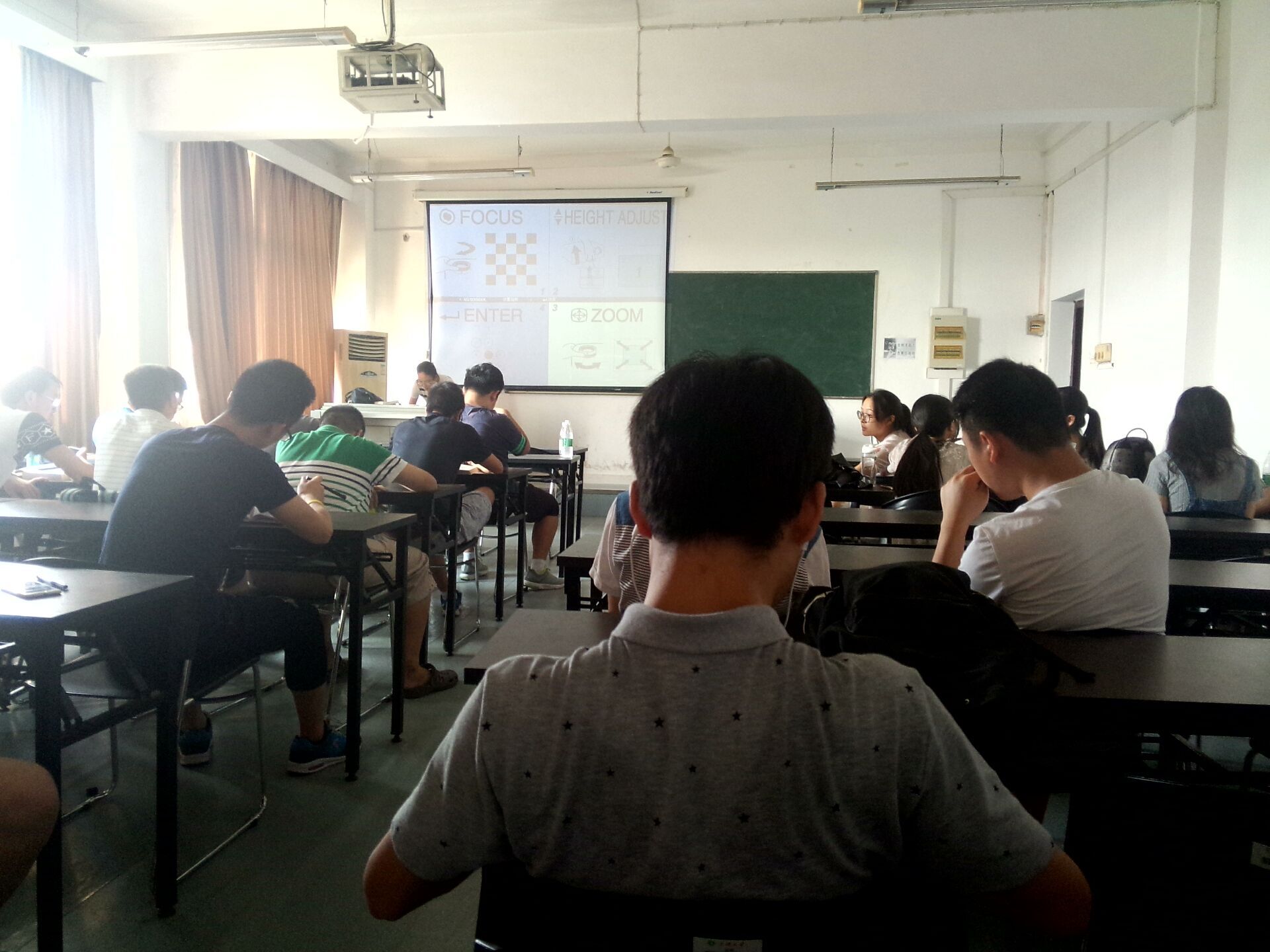 公司成功举办2016级研究生暑期集训活动